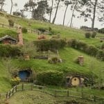 hobbit köyü - hobbit yamaç evleri
