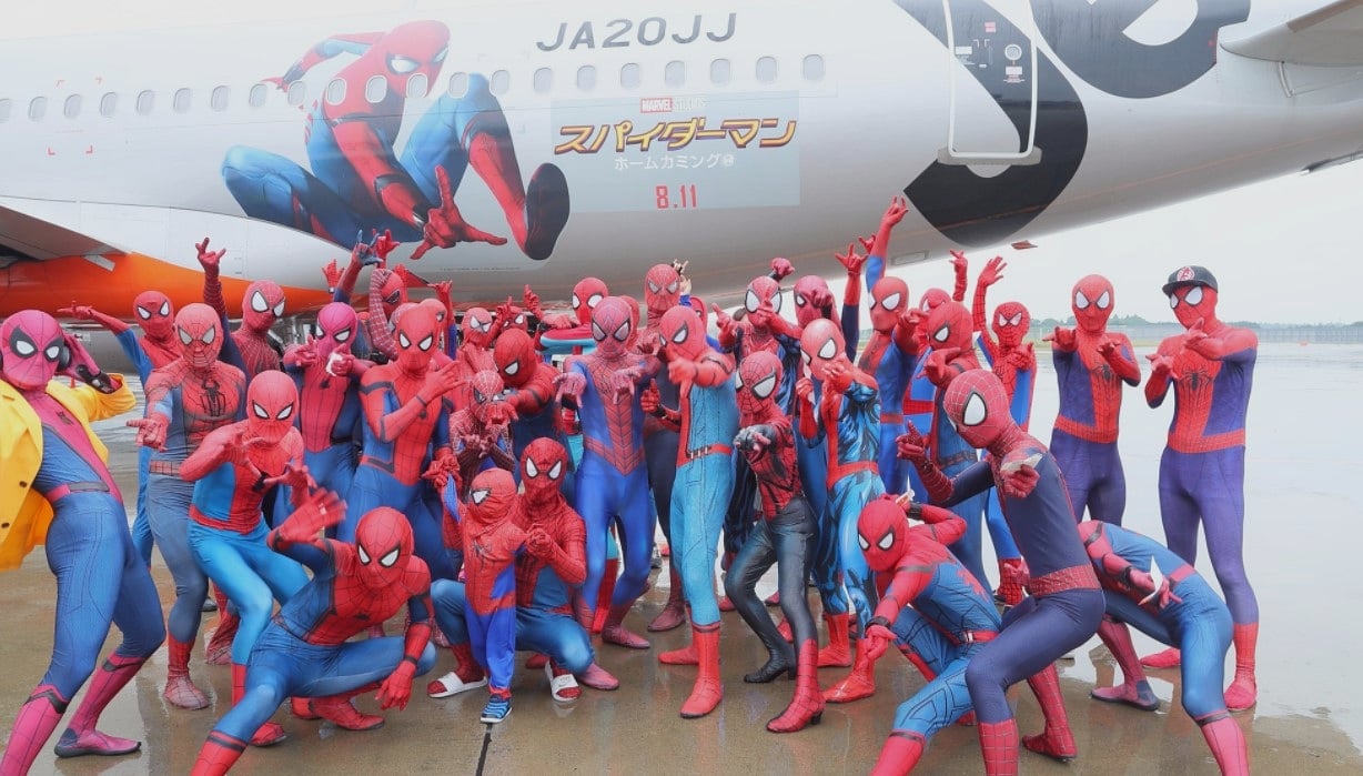 Jetstar Firması Bir Uçak Dolusu Spider-Man’i Uçurdu