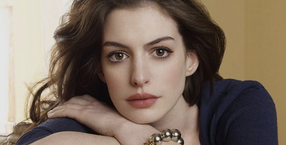 ANNE HATHAWAY, 2011 Yılındaki Oscar Sunuculuğu İle İlgili Konuştu