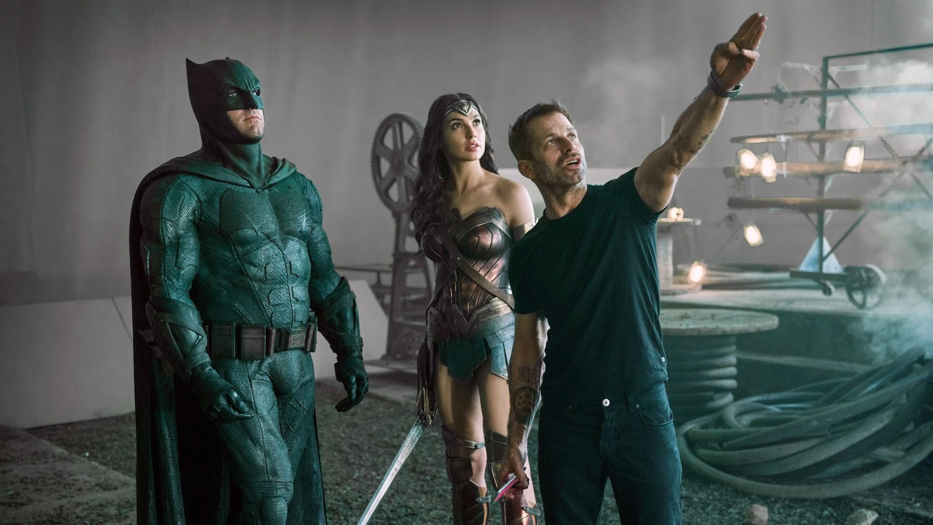 Netflix İpleri Kopardı! SnyderVerse Efsanesi Sona Mı Eriyor?