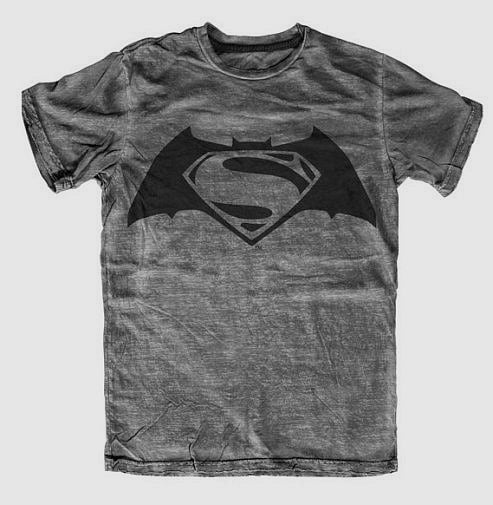 Batman-vs.-Superman-T-Shirts-General-Design3