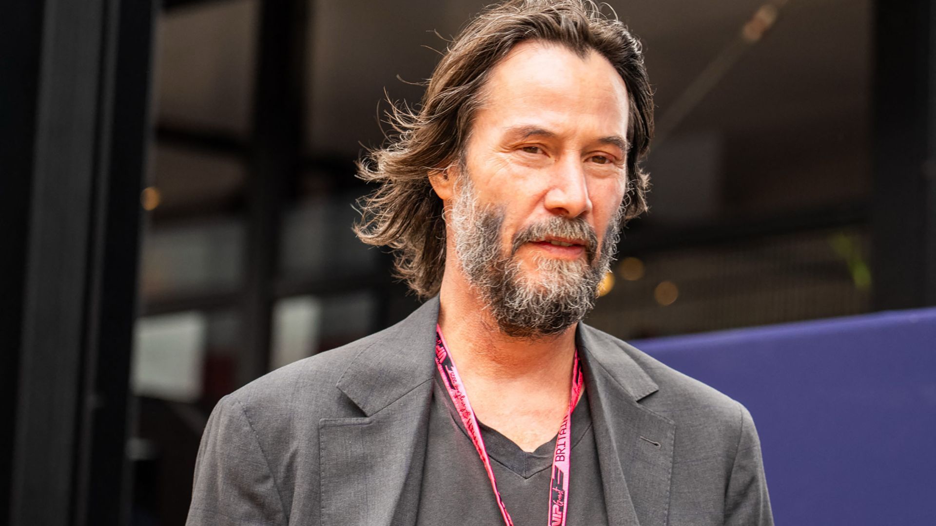 Keanu Reeves Efsanesi Geri Dönüyor: Point Break İçin Devam Filmi!