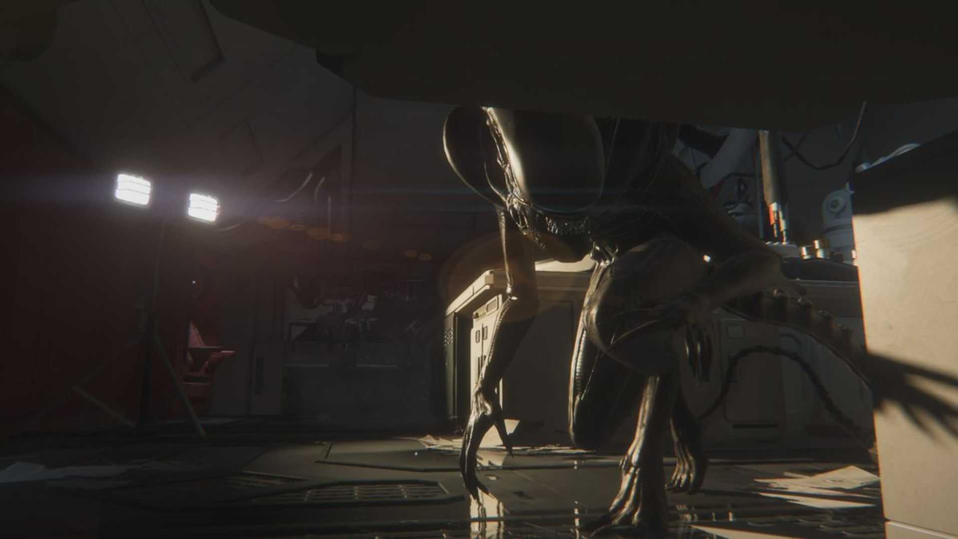 the xenomorph looking for the player alien isolation fz