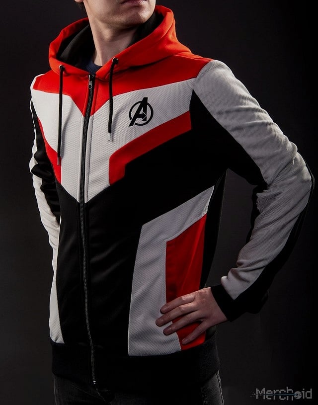 ENDGAME'deki Beyaz Kostümler