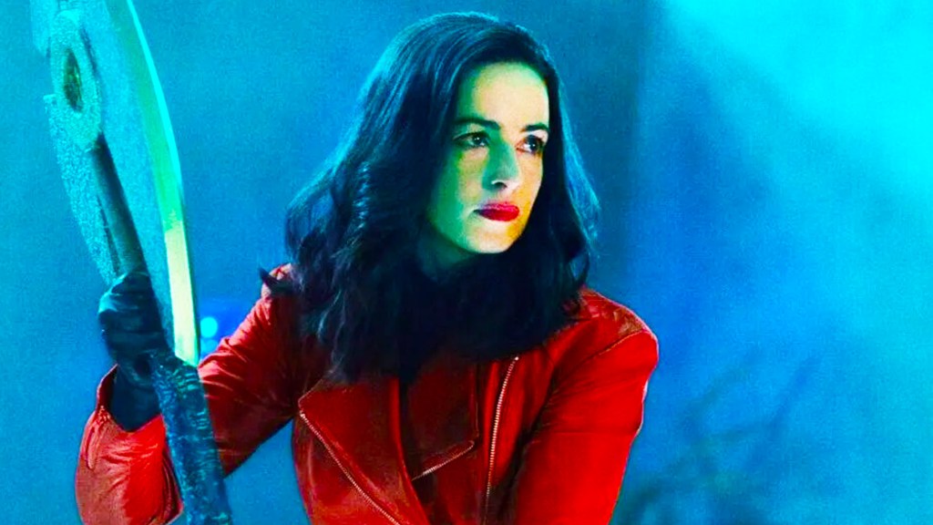 Elsa Bloodstone fighting in color in Werewolf by Night