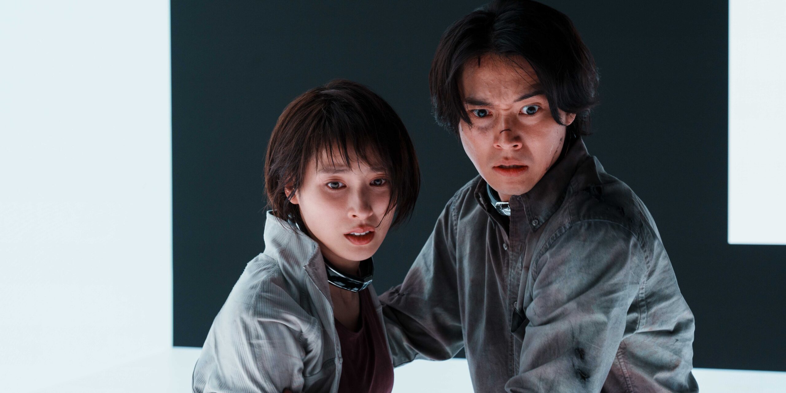 arisu and usagi in alice in borderland season 3 s finale scaled