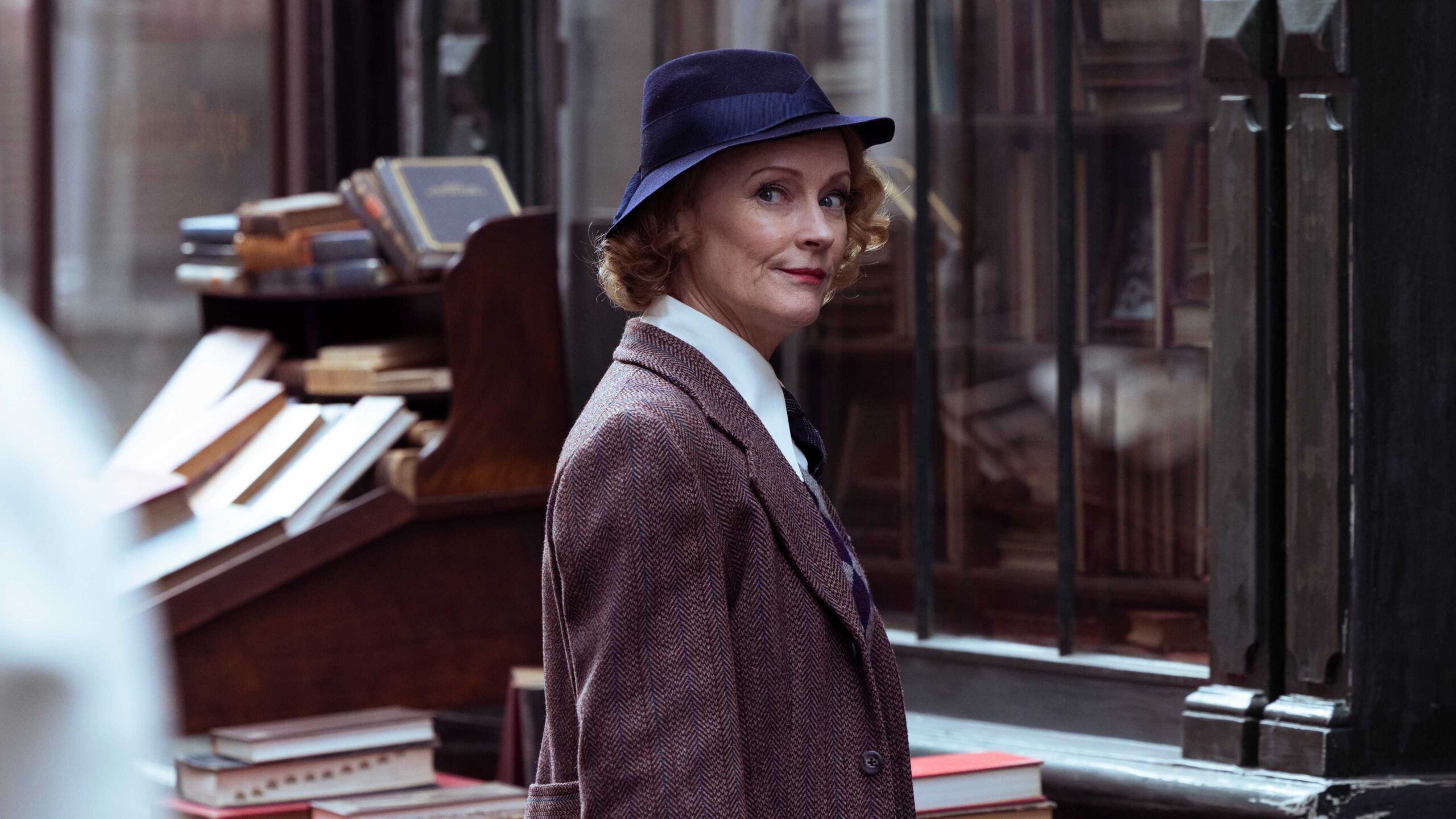 claire skinner in bookish season 2 scaled 1