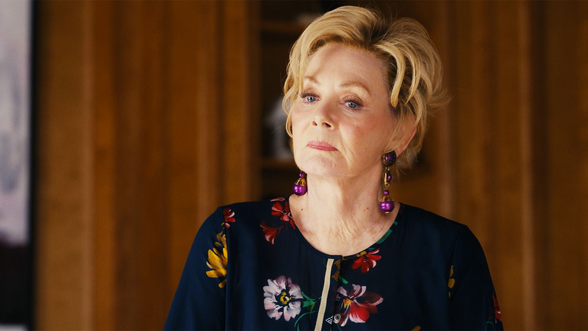 jean smart in a scene from hacks season 3 episode 2 fz