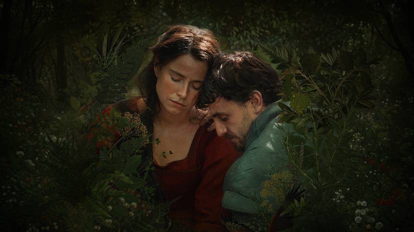 jessie buckley s agnes and paul mescal s william leaning on each other in hamnet