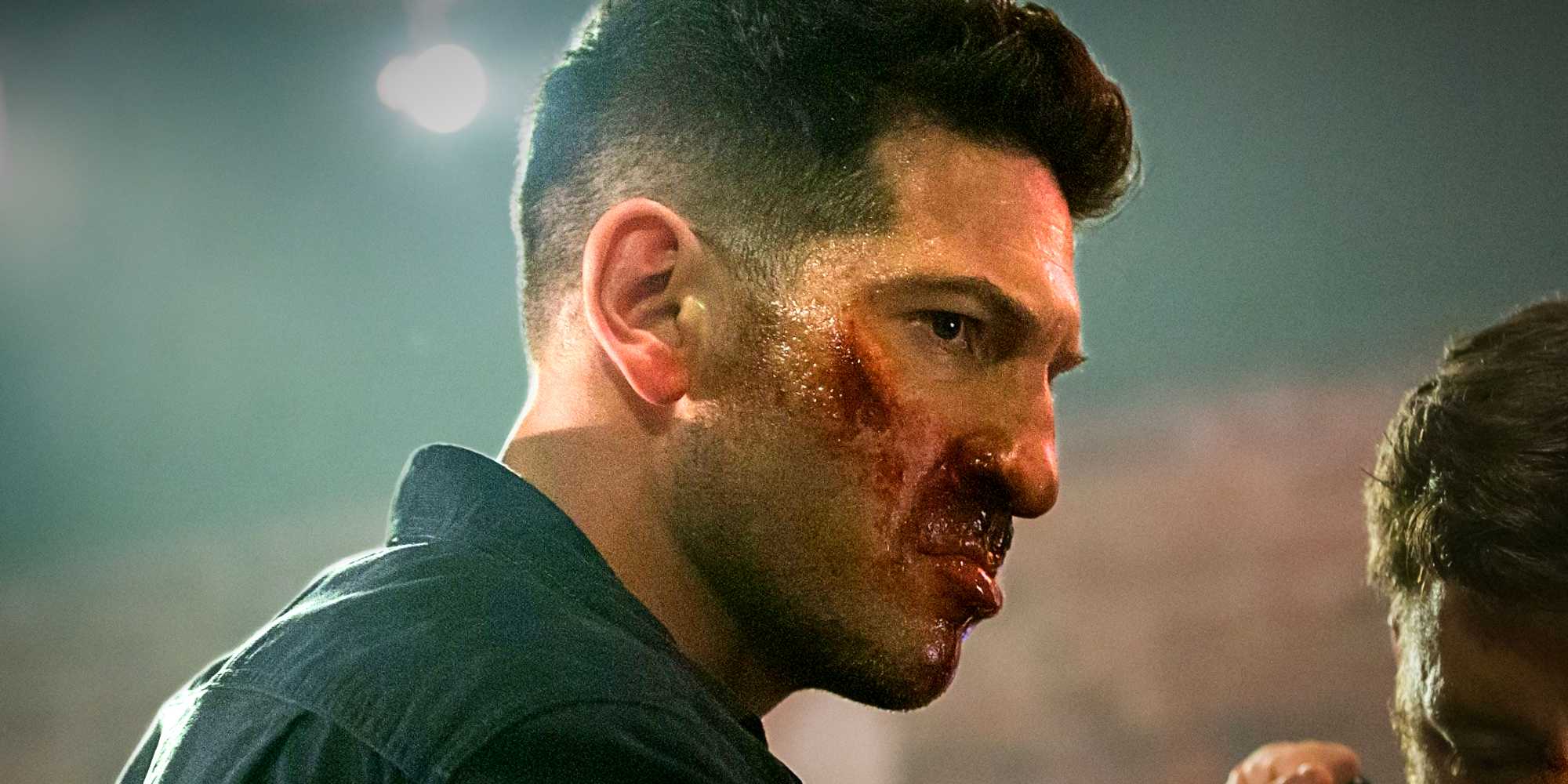 Spider-Man’in Yeni MCU Kapışmasından İlk Görseller Paylaşıldı 4 jon bernthal s frank castle fights with a bloodied face in netflix s the punisher 1