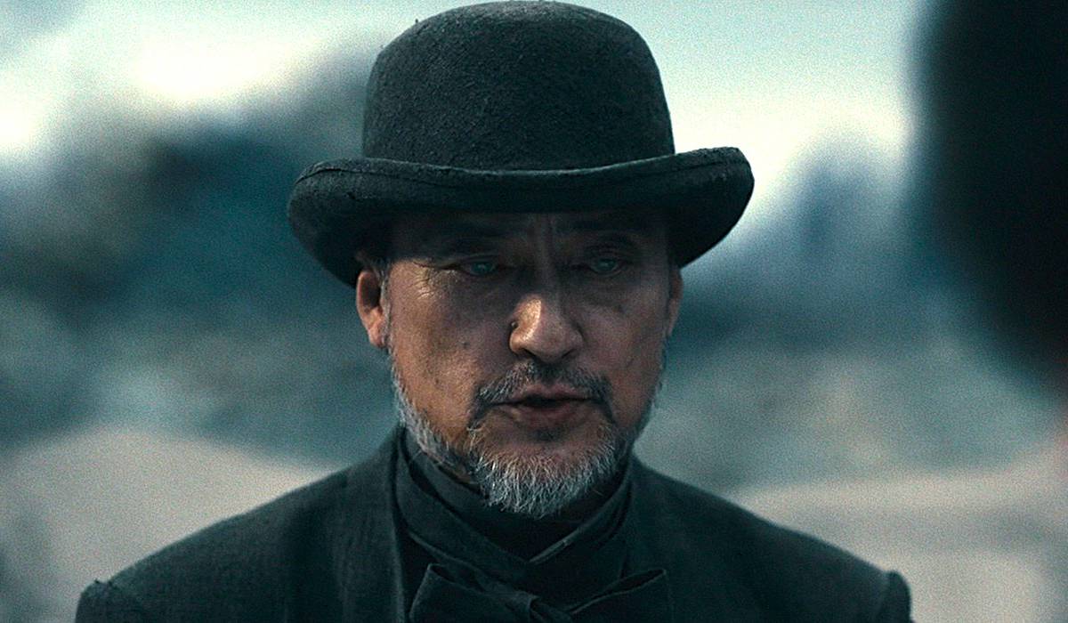 ken watanabe as the borderlands guard in alice in borderland 1