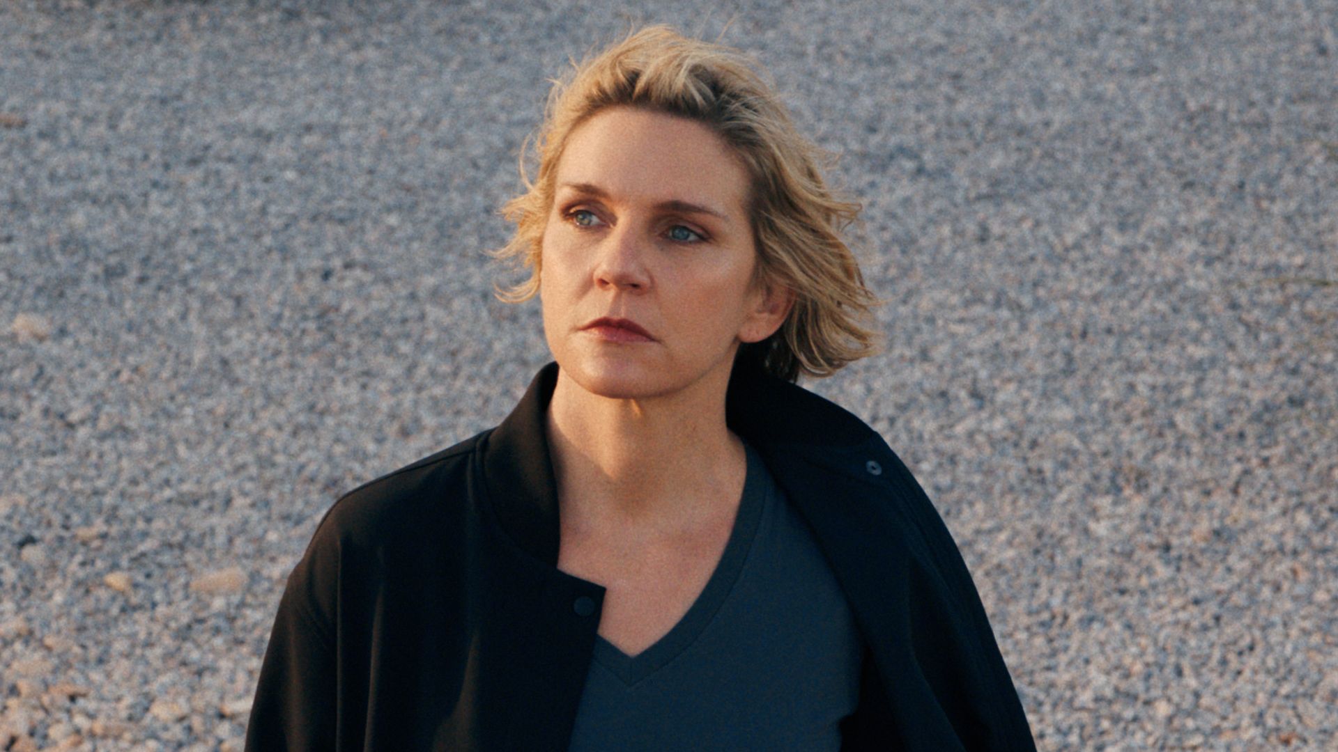 rhea seehorn as carol sturka in pluribus season 1 episode 9 fz
